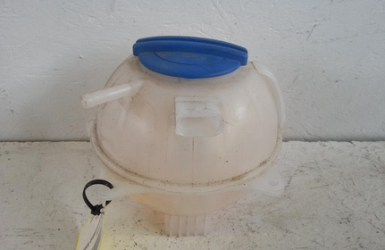 VW Polo 6C Ausgleichsbeh&auml;lter K&uuml;hlwasserbeh&auml;lter Beh&auml;lter K&uuml;hlwasser 1.2TSI CJZD